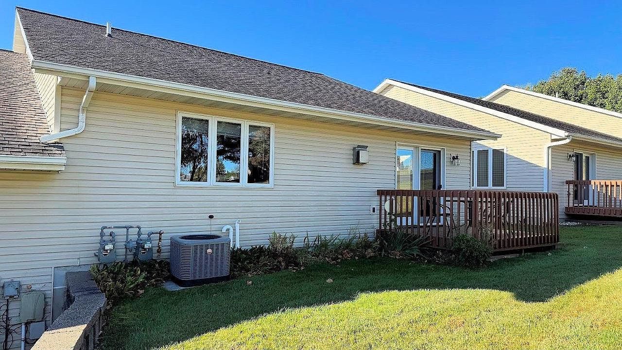 1559 N Dewey Ave Reedsburg, WI 53959 - Thumbnail 3