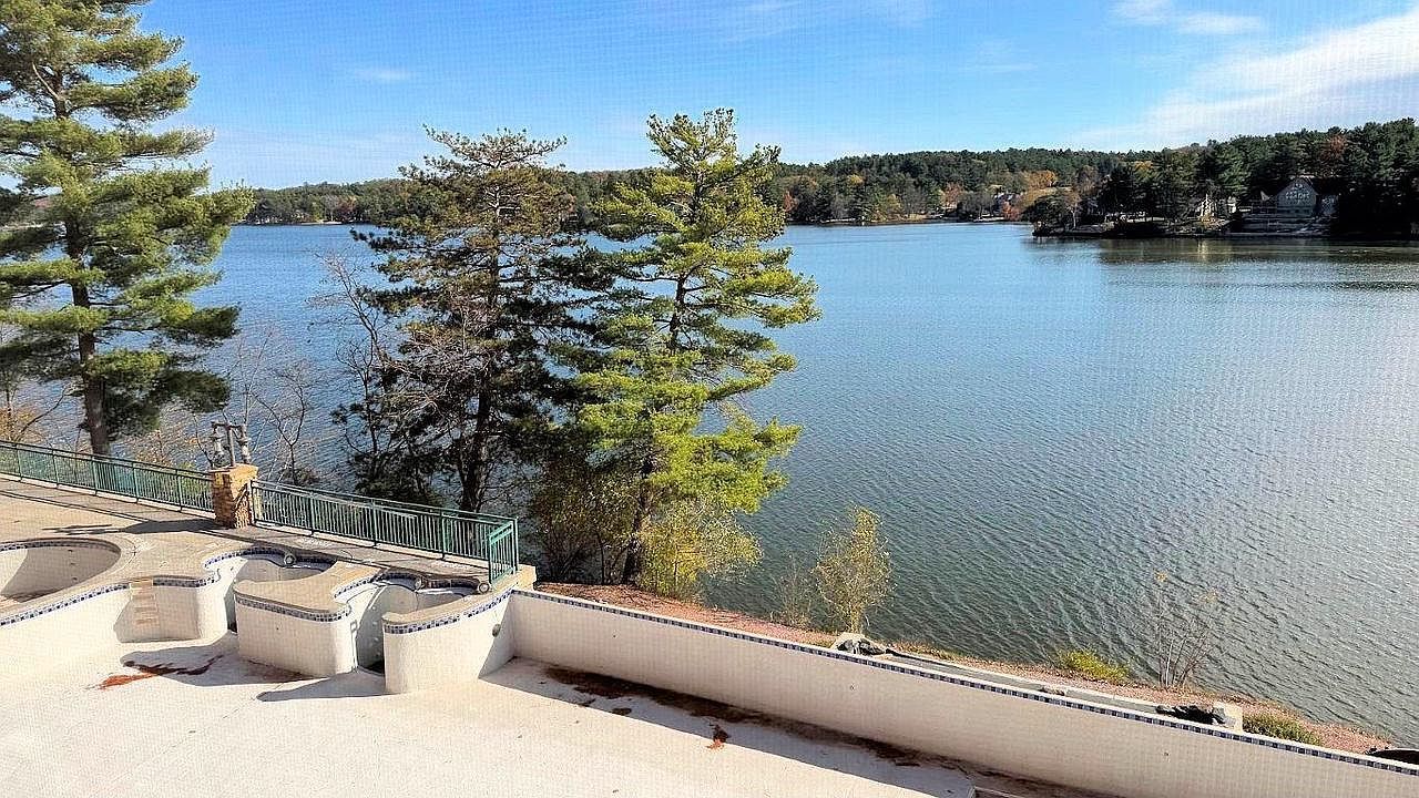 350 E Hiawatha Dr #212 Wisconsin Dells, WI 53965 - Thumbnail 3