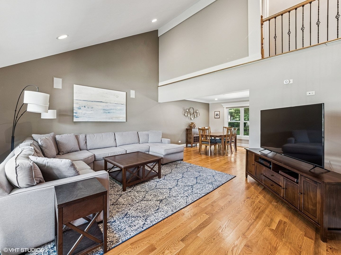 651 Garth Rd Wheeling, IL 60090 - Thumbnail 3