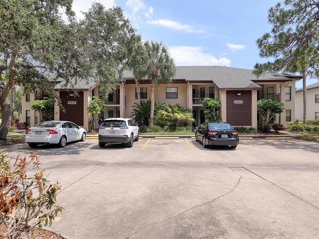 4315 45th Ave W APT 103 Bradenton, FL 34210 - Thumbnail 3