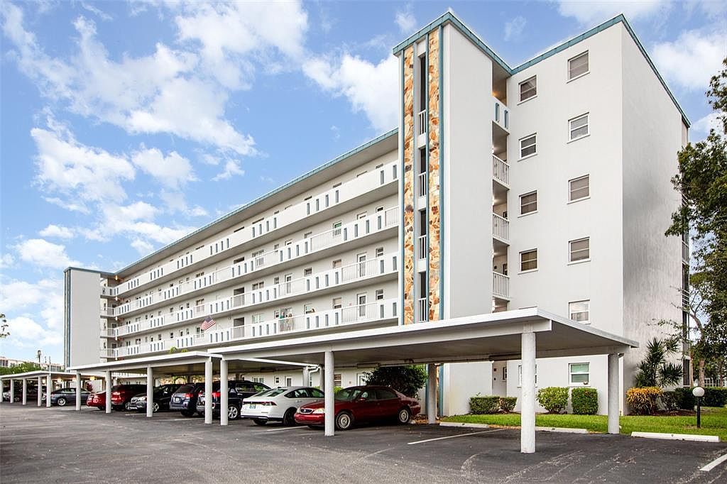 4240 Ironwood Cir #601A-A Bradenton, FL 34209 - Thumbnail 3