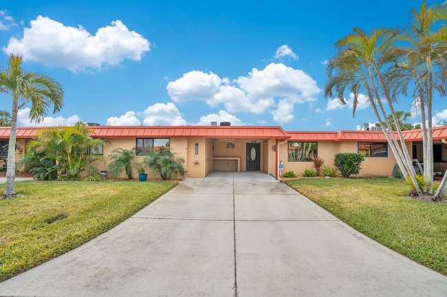 9519 Azure Cove, Bradenton, FL, USA, 34210 - Thumbnail 3