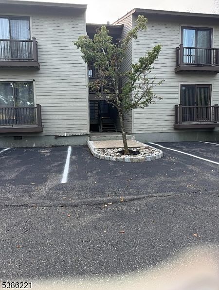 915 Spruce Hills Dr Glen Gardner, NJ 08826 - Thumbnail 3