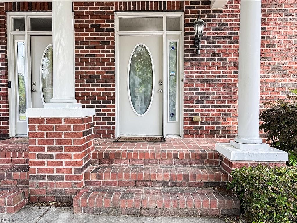 1004 Christiana Cir Portsmouth, VA 23703 - Thumbnail 3