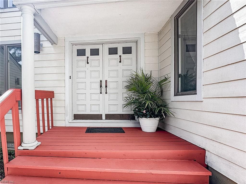 557 Susan Constant Dr Virginia Beach, VA 23451 - Thumbnail 3