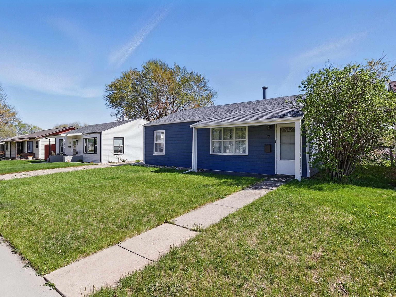 17 Saint Andrew St Rapid City, SD 57701 - Thumbnail 3