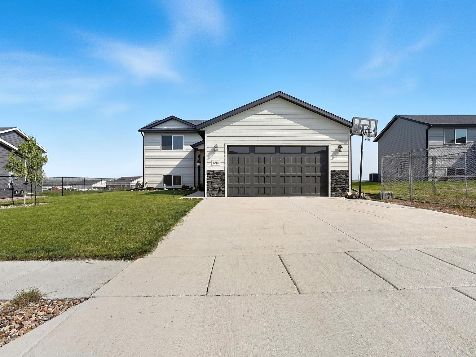 1240 Kenai Dr Box Elder, SD 57719 - Thumbnail 3