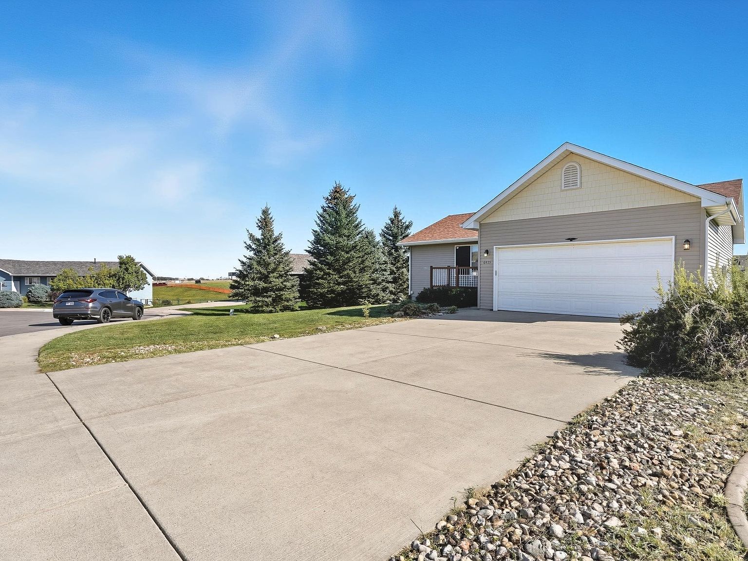 6535 Astoria Ct Summerset, SD 57718 - Thumbnail 3