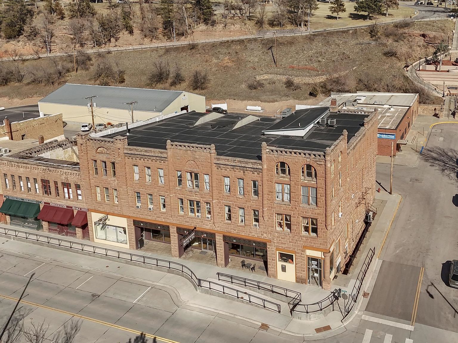 603 N River St Hot Springs, SD 57747 - Thumbnail 3