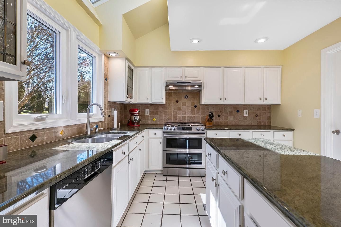 12328 Galesville Dr Gaithersburg, MD 20878 - Thumbnail 3