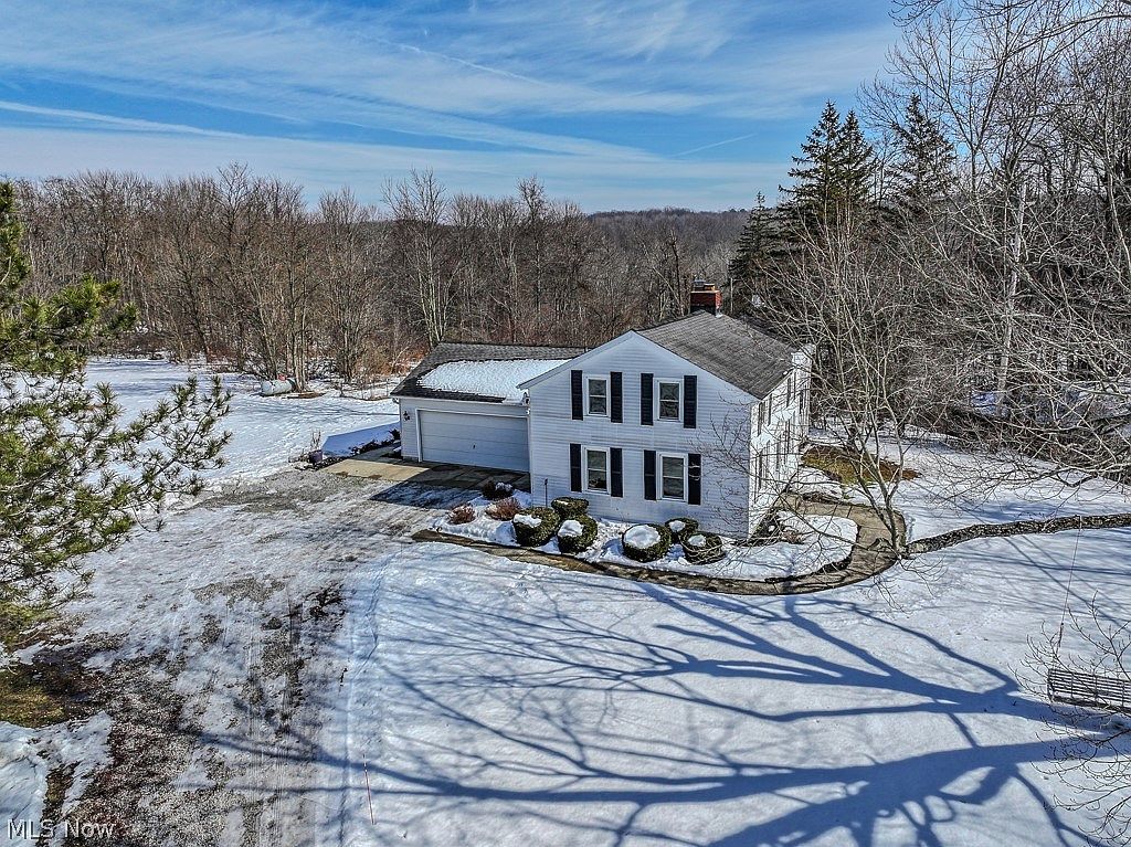 12567 Girdled Rd Concord Township, OH 44077 - Thumbnail 3