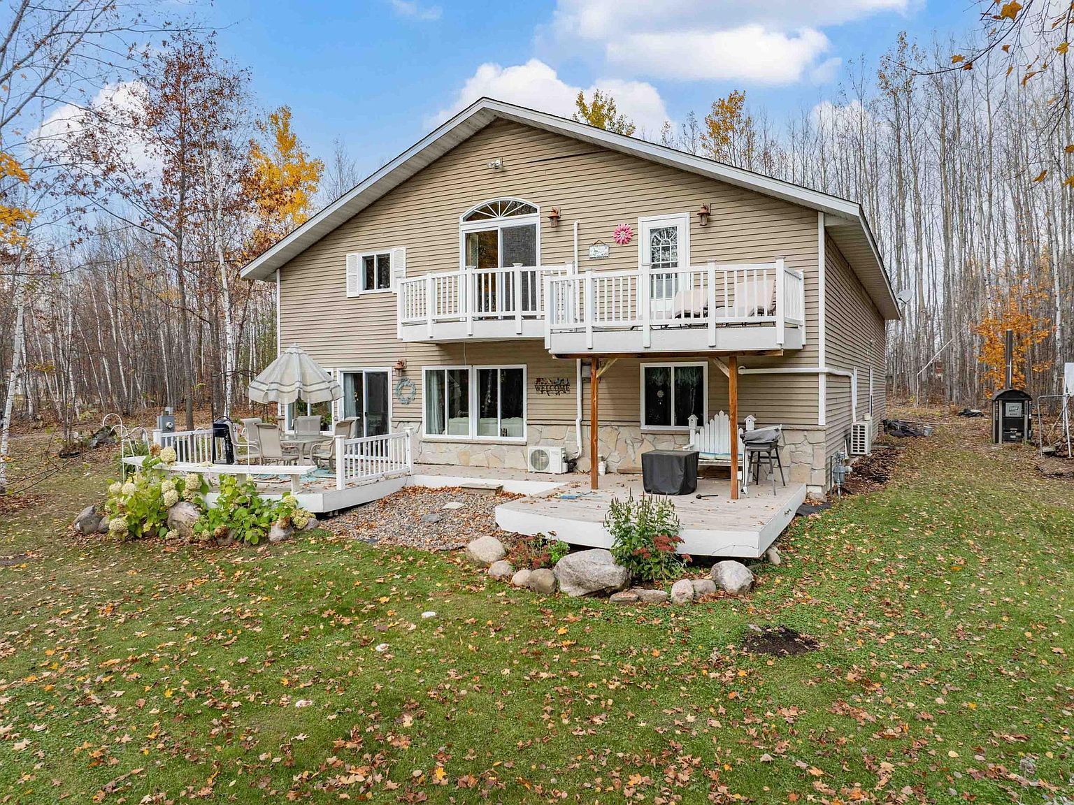 21564 Sugarbush Ln Cohasset, MN 55721 - Thumbnail 3