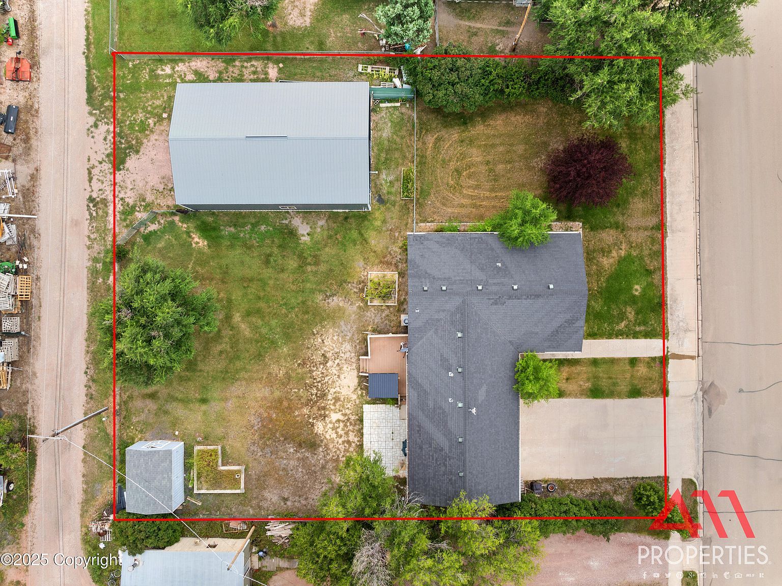 808 Pine St Upton, WY 82730 - Thumbnail 3