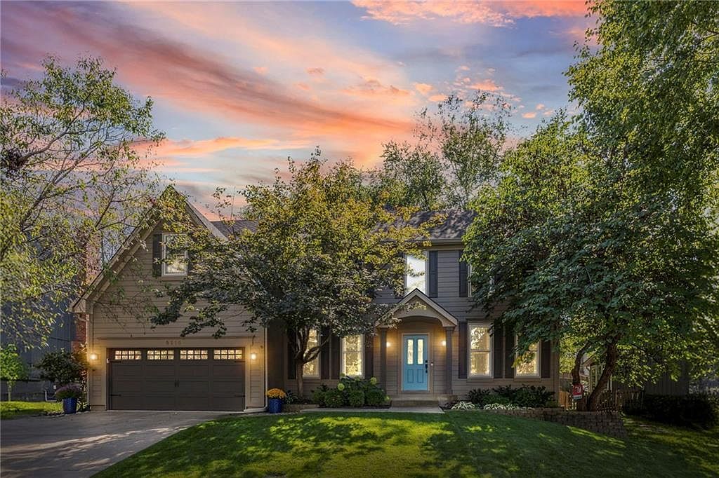 6115 W 157th St Overland Park, KS 66223 - Thumbnail 3