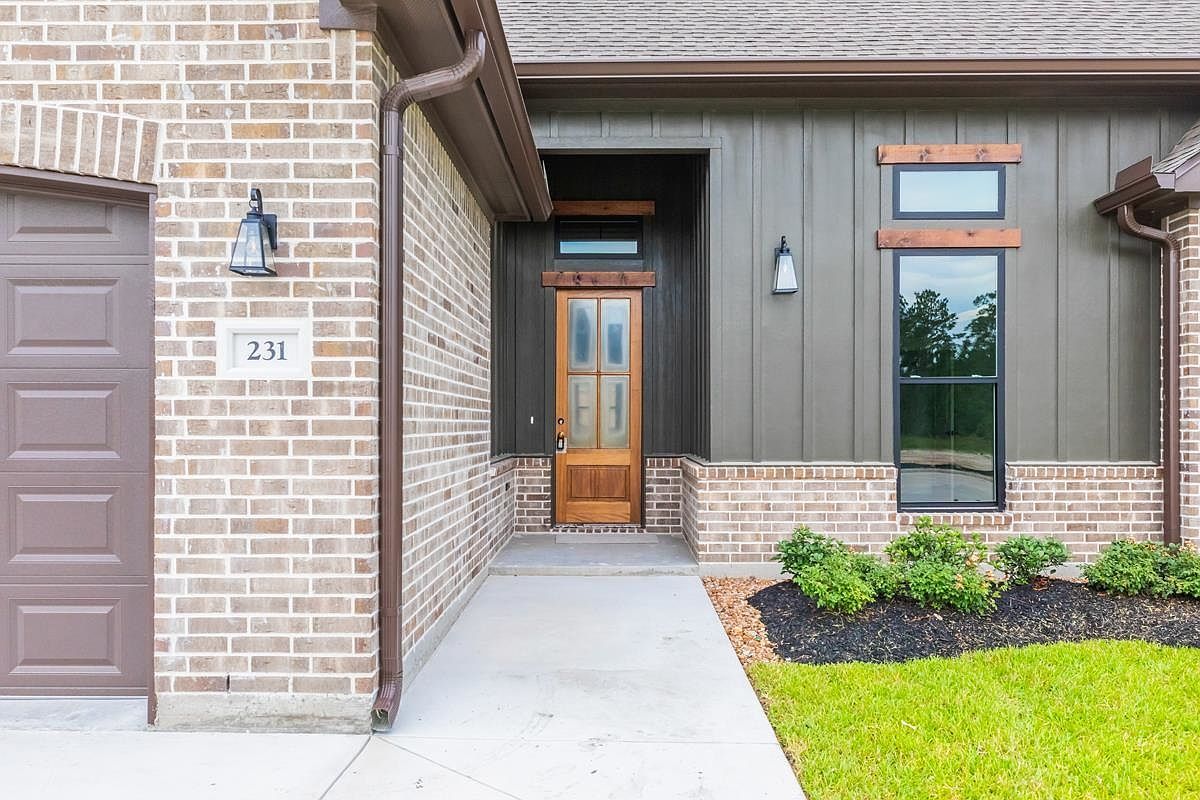 231 Coco Palms Ln Lumberton, TX 77657 - Thumbnail 3