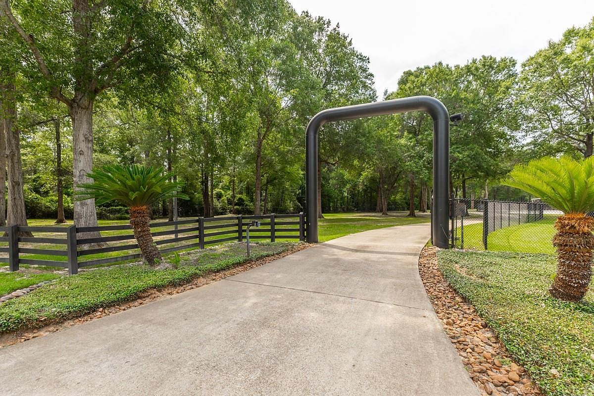 5950 Keith Rd Lumberton, TX 77657 - Thumbnail 3