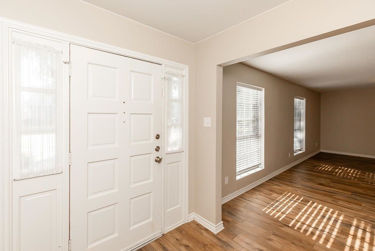 380 Georgetown St Beaumont, TX 77707 - Thumbnail 3