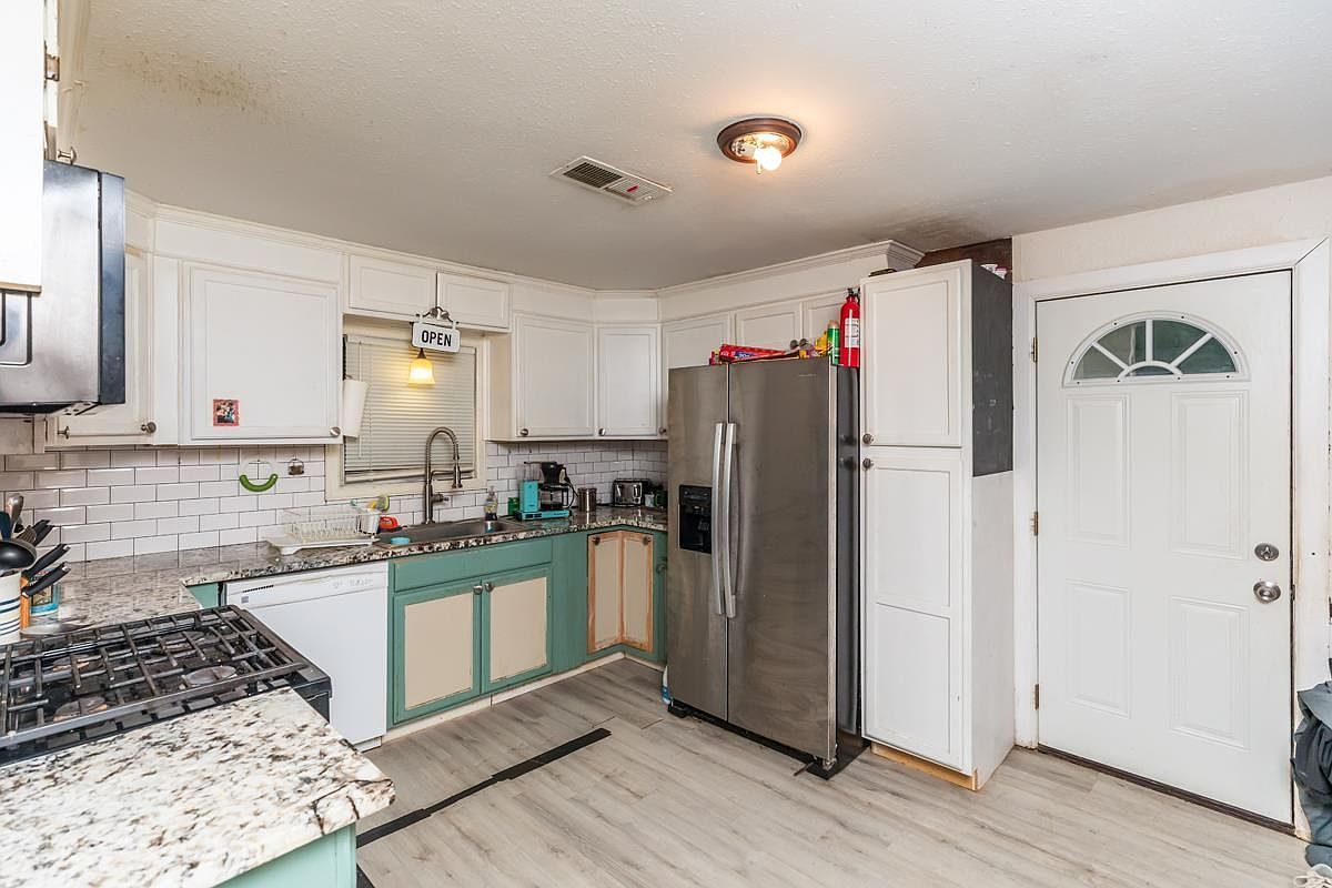 370 N Meeker Rd Beaumont, TX 77713 - Thumbnail 3