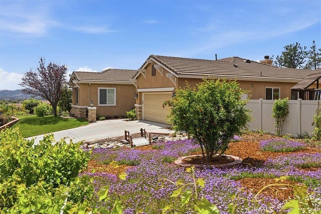 41515 Grand View Dr Murrieta, CA 92562 - Thumbnail 3