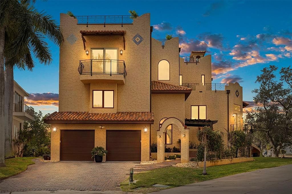 1815 Bayou Grande Blvd NE Saint Petersburg, FL 33703 - Thumbnail 3