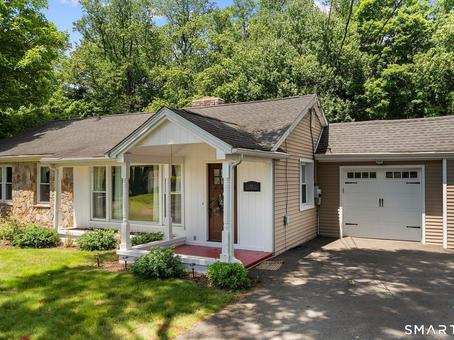 45 Woodridge Cir Trumbull, CT 06611 - Thumbnail 3