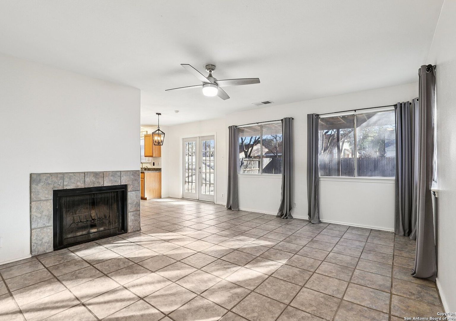 7538 Rimhurst San Antonio, TX 78250 - Thumbnail 3