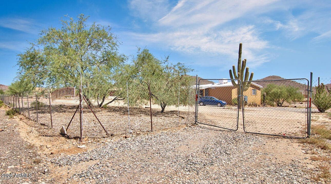 39805 N New River Rd Phoenix, AZ 85086 - Thumbnail 3