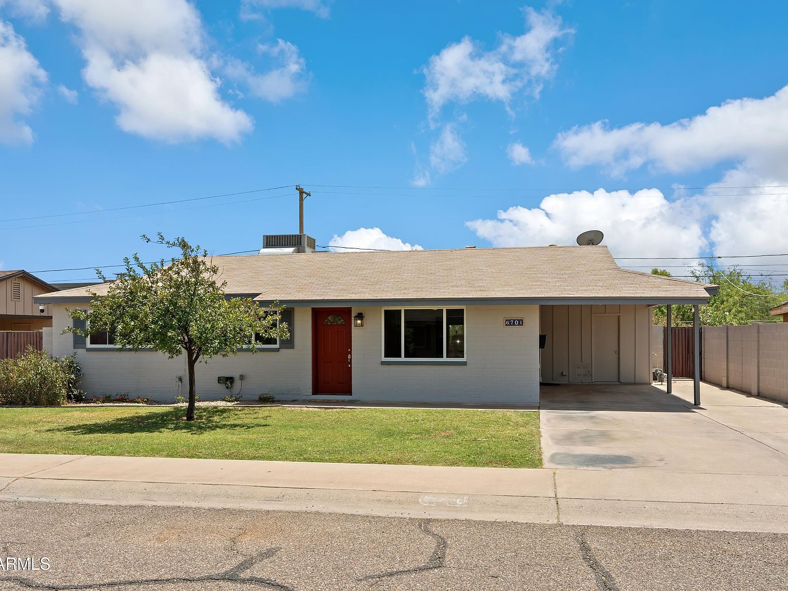 6701 E Latham St Scottsdale, AZ 85257 - Thumbnail 3