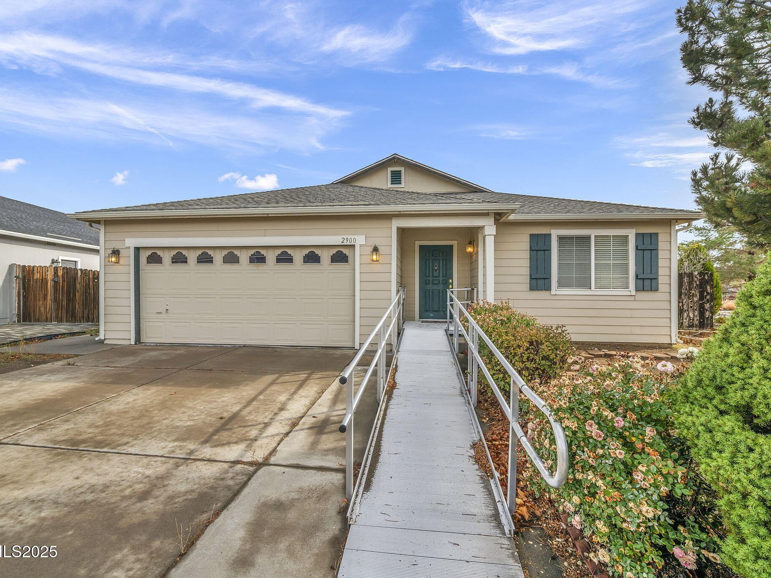 2900 Crown Canyon Ct Reno, NV 89503 - Thumbnail 3