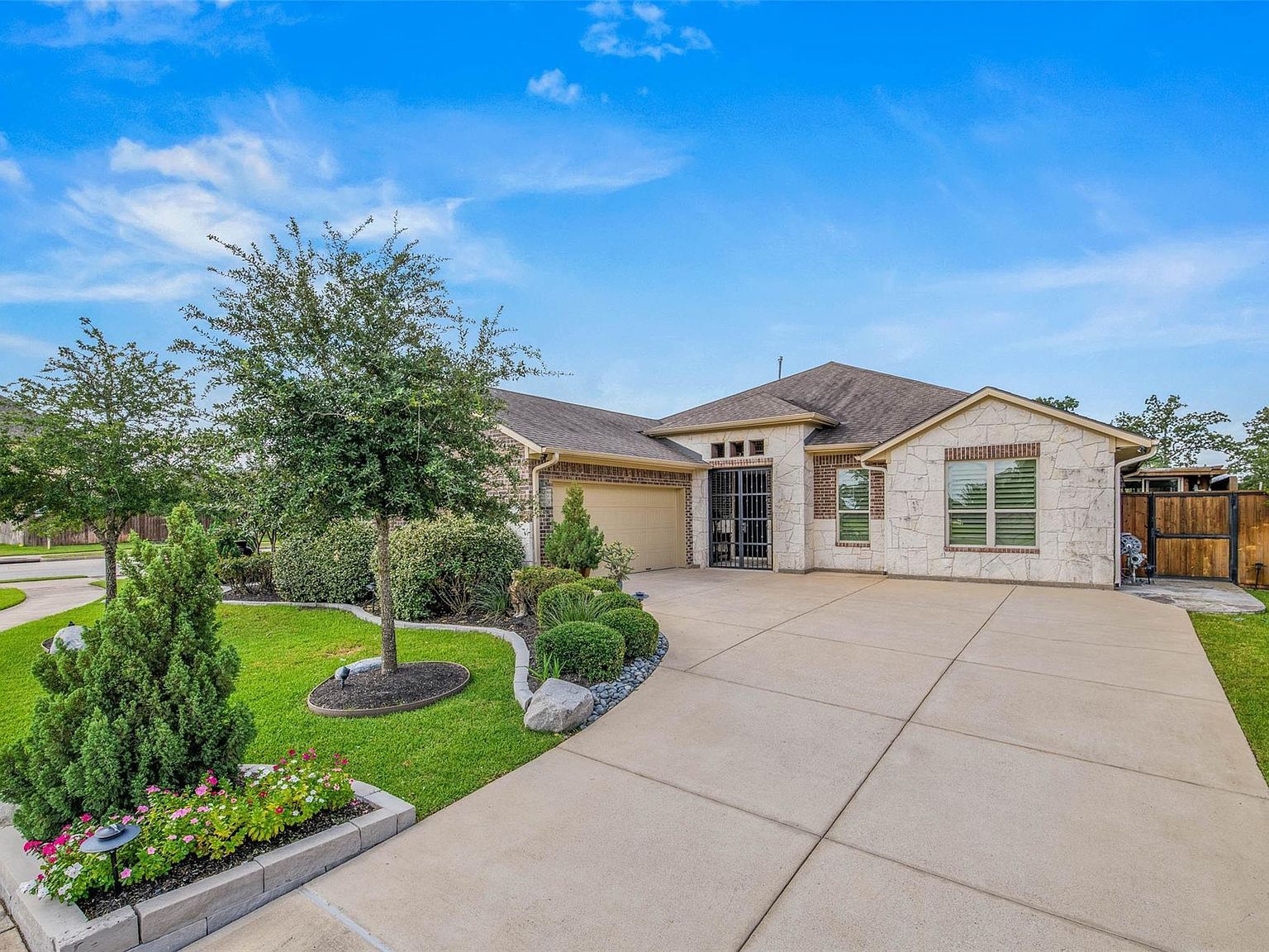 4001 Dunlap Loop College Station, TX 77845 - Thumbnail 3