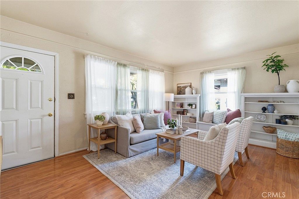 363 E 1st Ave Chico, CA 95926 - Thumbnail 3