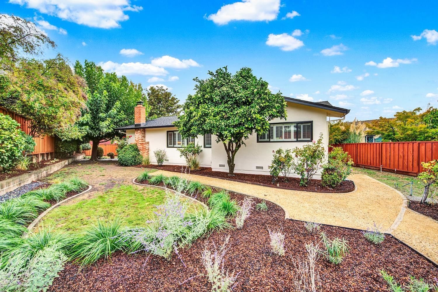 2407 Norton St Napa, CA 94558 - Thumbnail 3