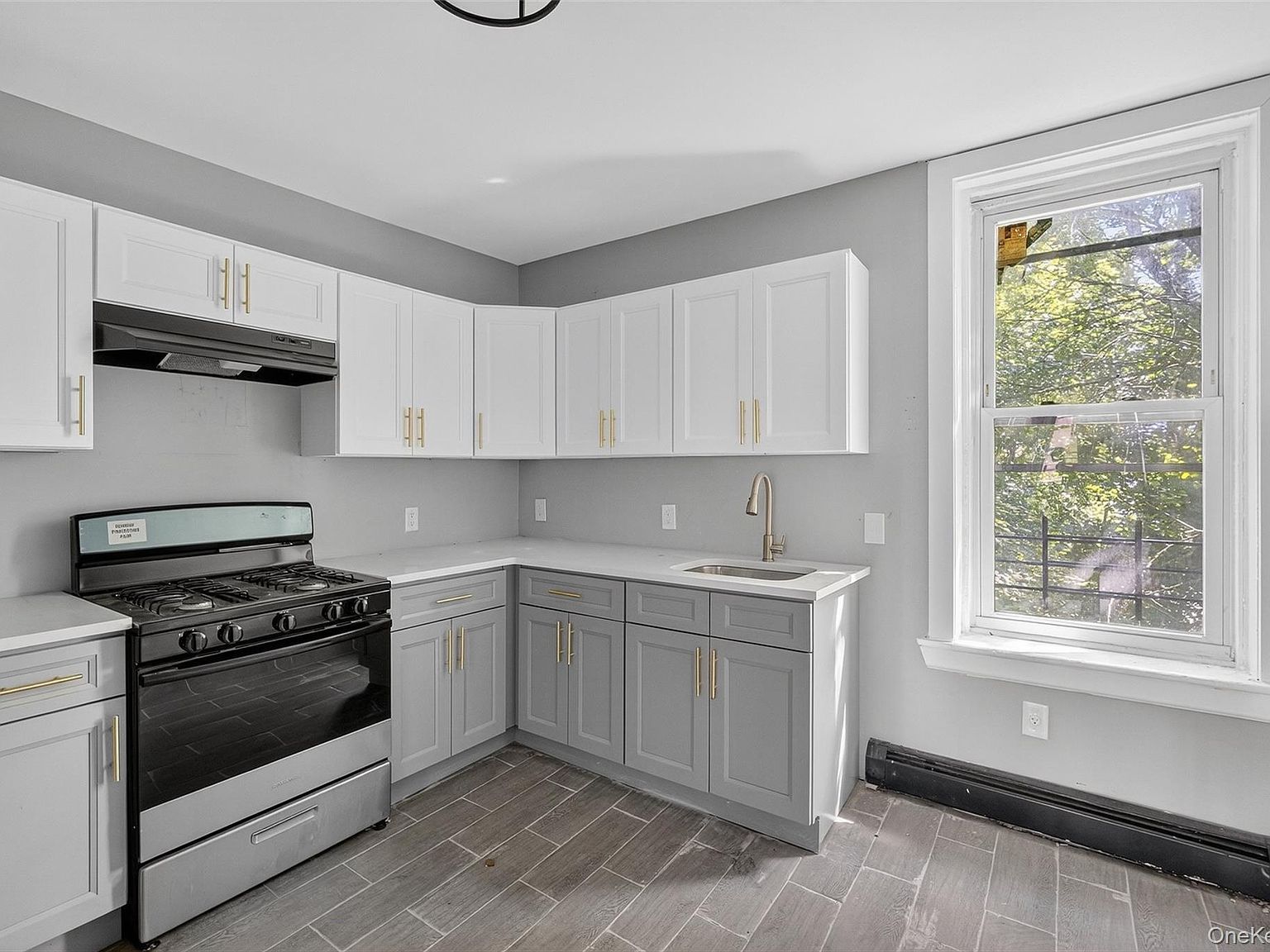 12 Liberty St Newburgh, NY 12550 - Thumbnail 3