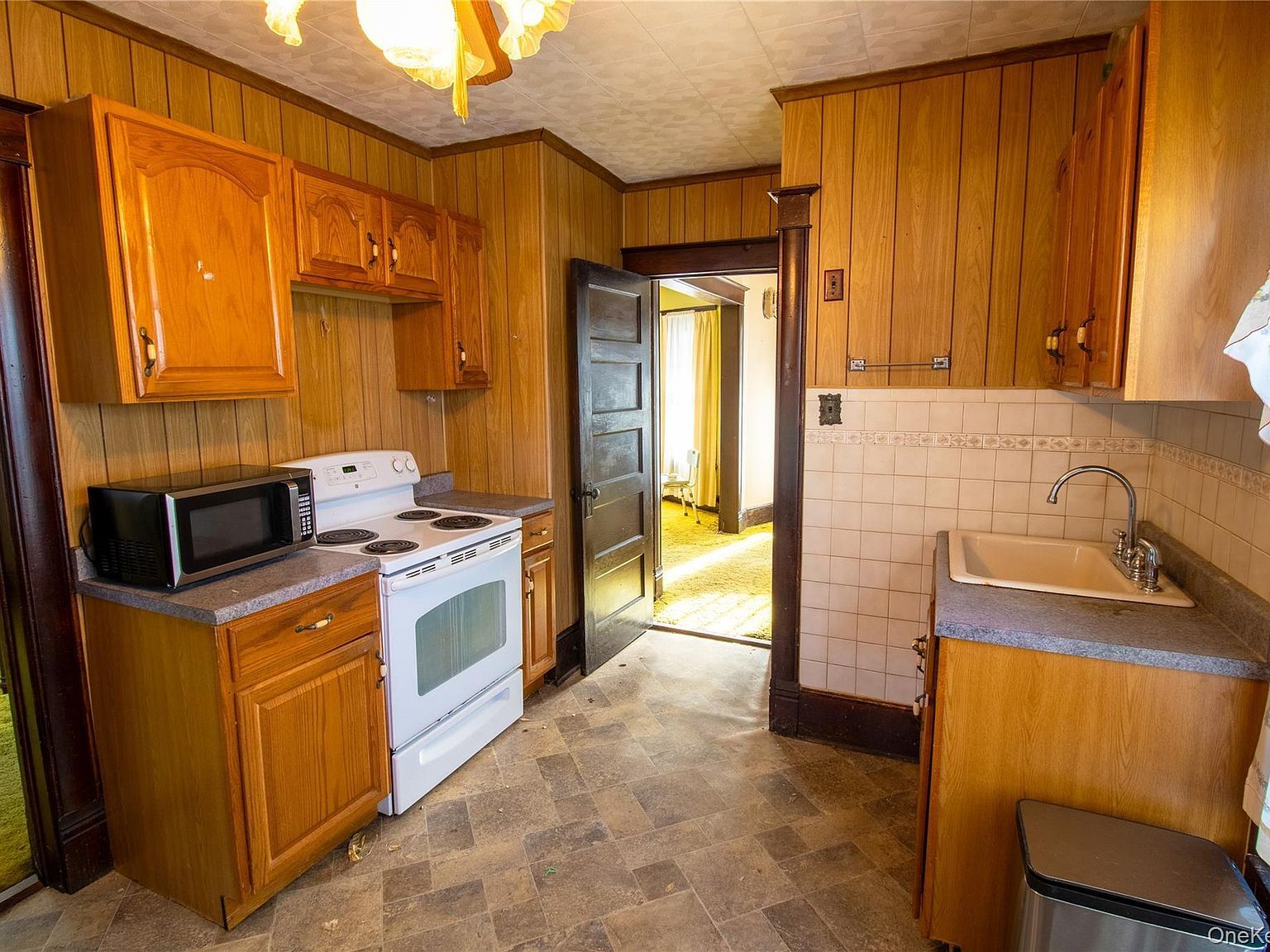 409 Baker St Poughkeepsie, NY 12603 - Thumbnail 3