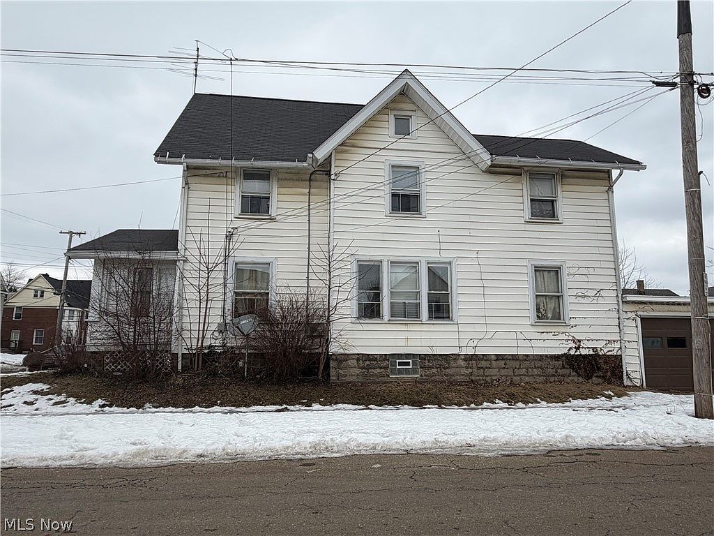 212 Maryland Ave SW Canton, OH 44710 - Thumbnail 3