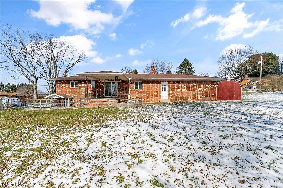 49075 Maple Ln East Liverpool, OH 43920 - Thumbnail 3