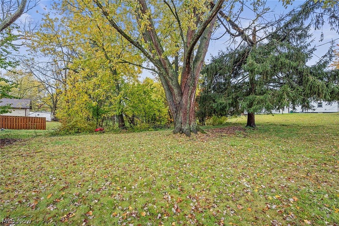 5234 Erwin St Maple Heights, OH 44137 - Thumbnail 3