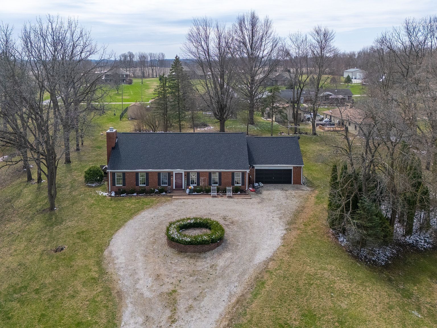 345 E Main St Jamestown, IN 46147 - Thumbnail 3