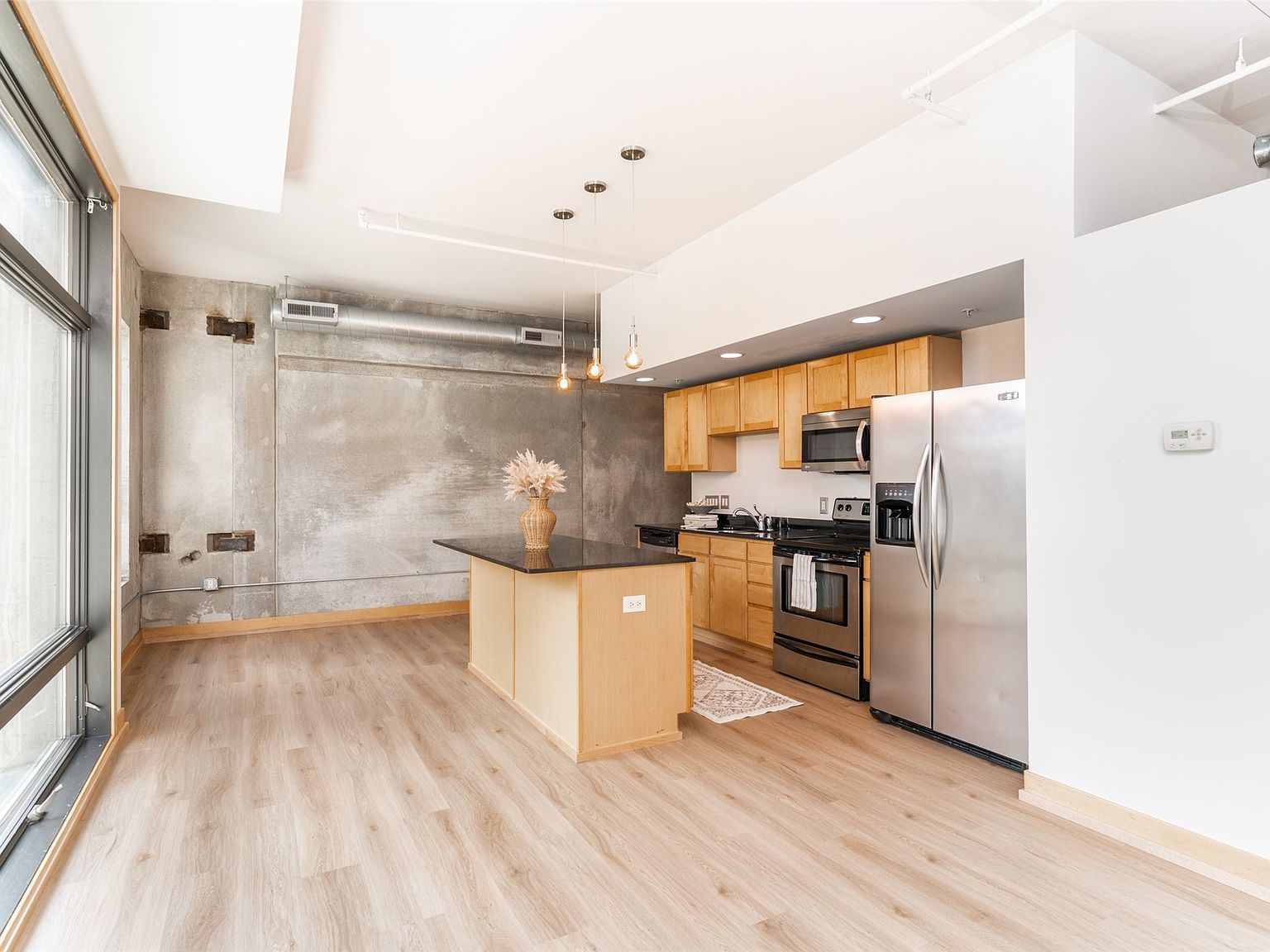 119 4th St #102 Des Moines, IA 50309 - Thumbnail 3