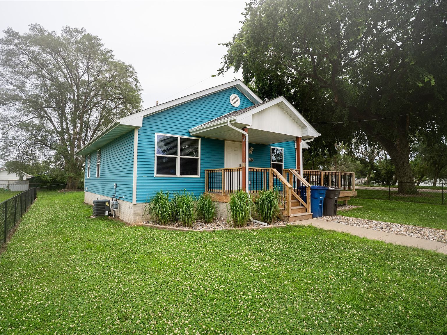 525 SE 9th St Des Moines, IA 50309 - Thumbnail 3