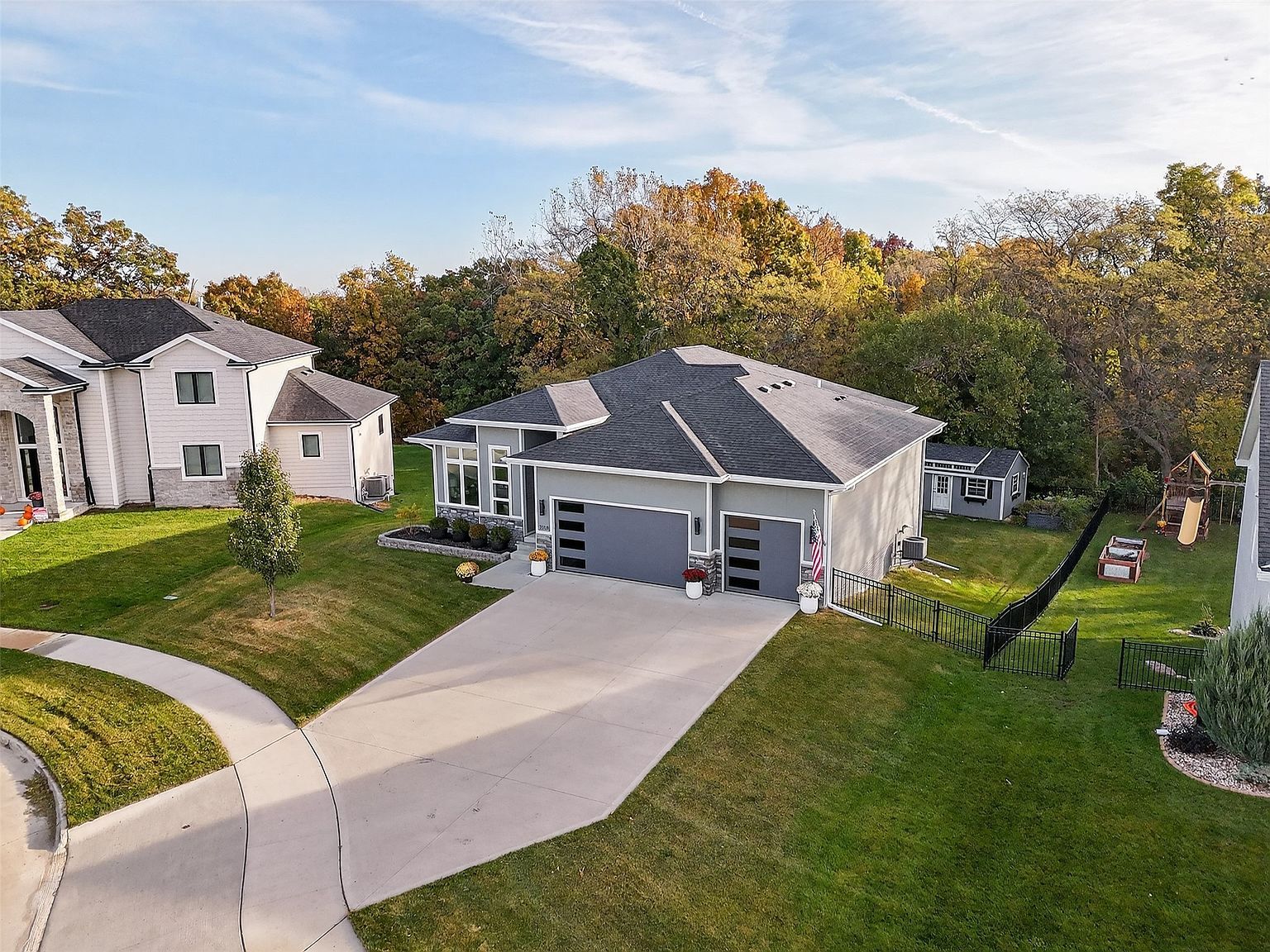 2213 NE Heritage Dr Grimes, IA 50111 - Thumbnail 3