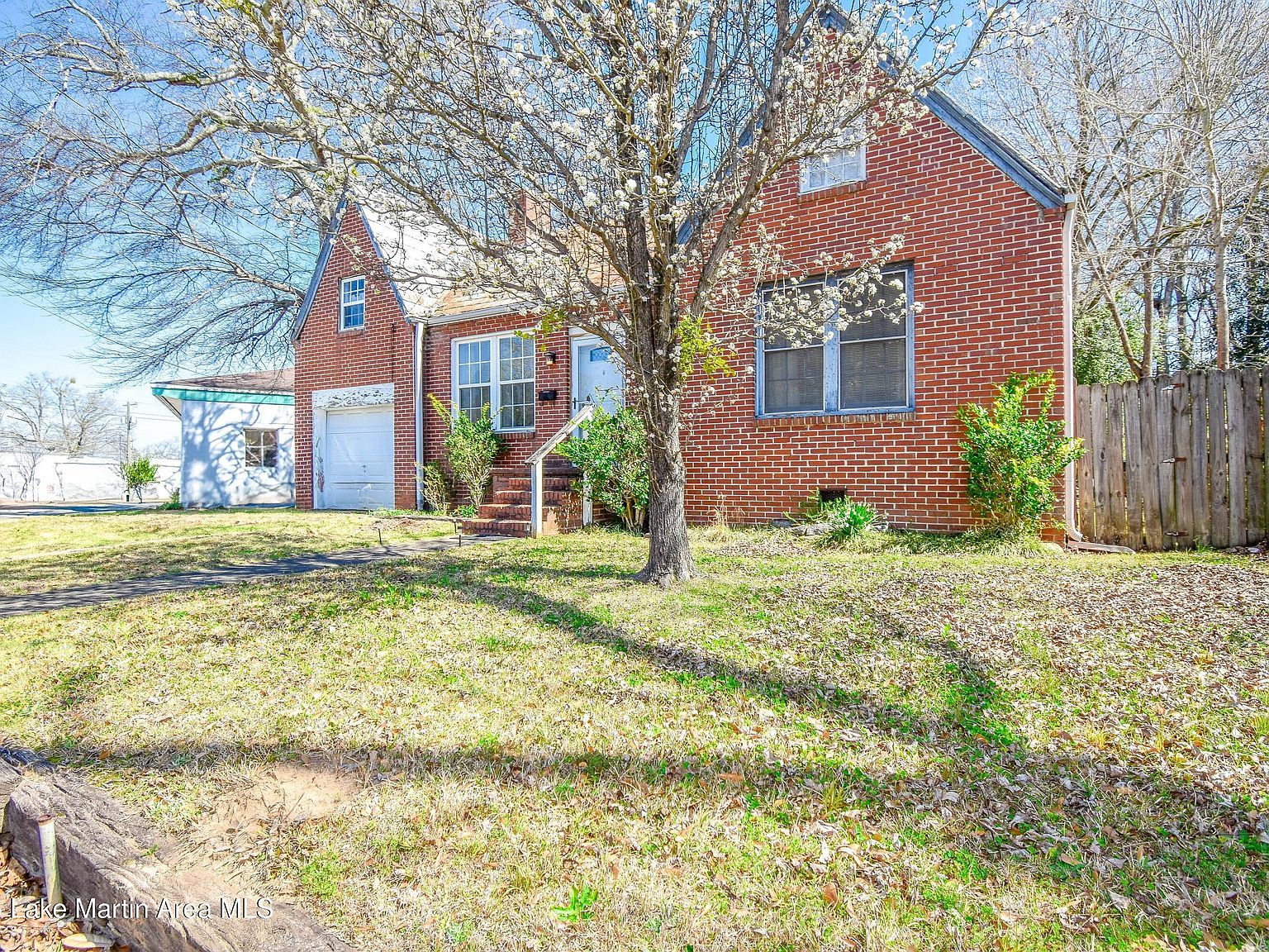 141 S Central Ave Alexander City, AL 35010 - Thumbnail 3