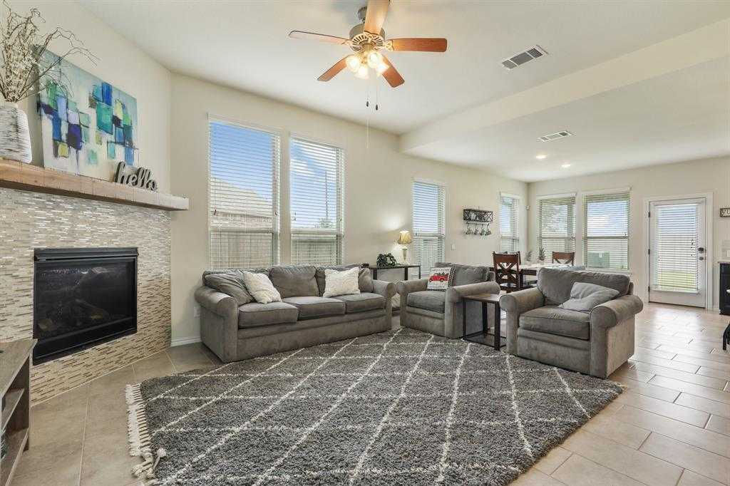 2414 Cherrington Woods Lane, Rosenberg, TX, 77469 - Thumbnail 4