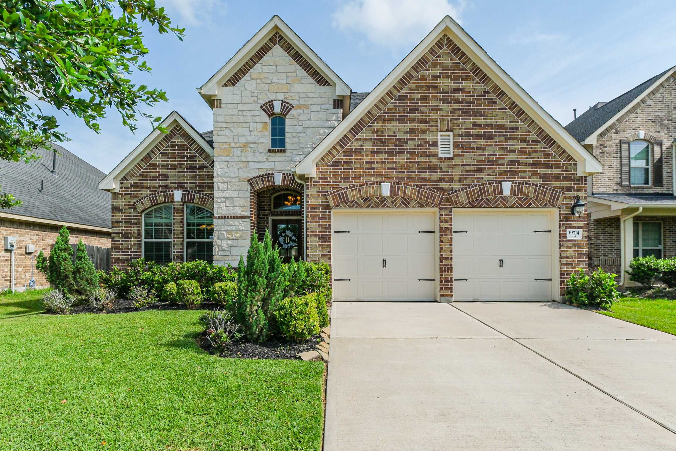 19714 Lakeside Pointe Court, Richmond, TX, USA, 77407 - Thumbnail 3