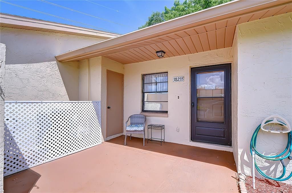38235 Boxwood Dr #38235 Zephyrhills, FL 33542 - Thumbnail 3
