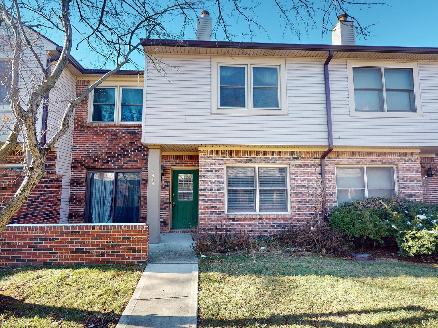 9464 Maple Way #27 Indianapolis, IN 46268 - Thumbnail 3