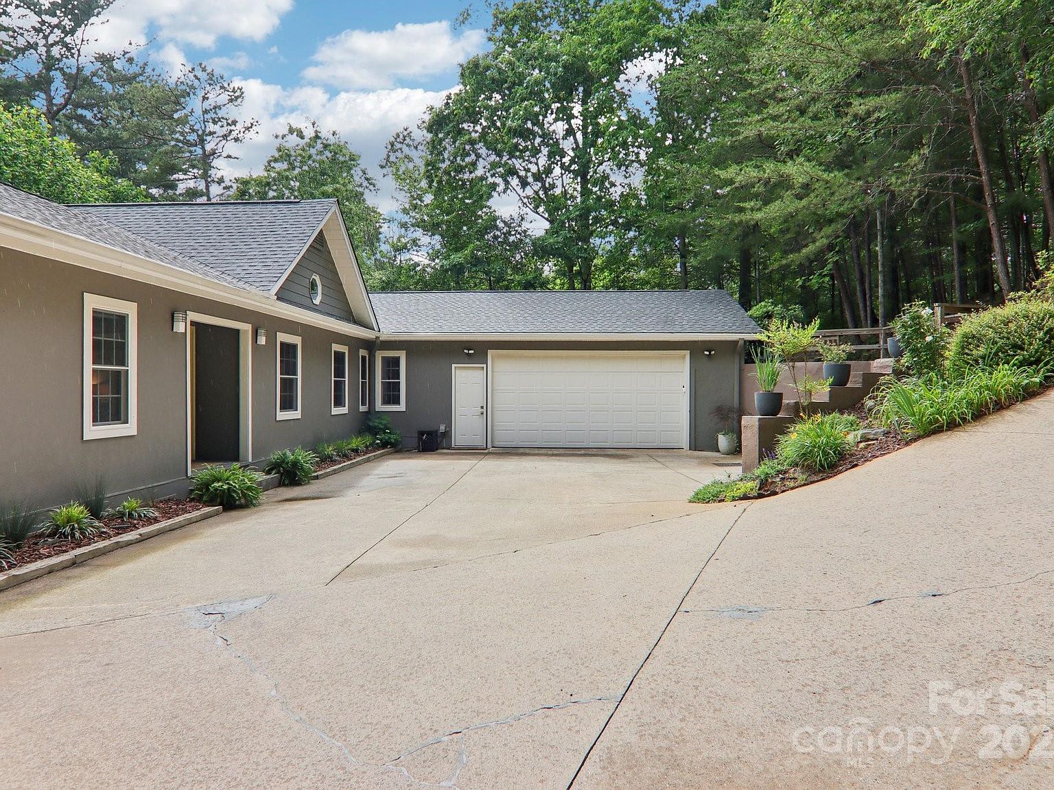 17 Azalea Ter Asheville, NC 28803 - Thumbnail 3