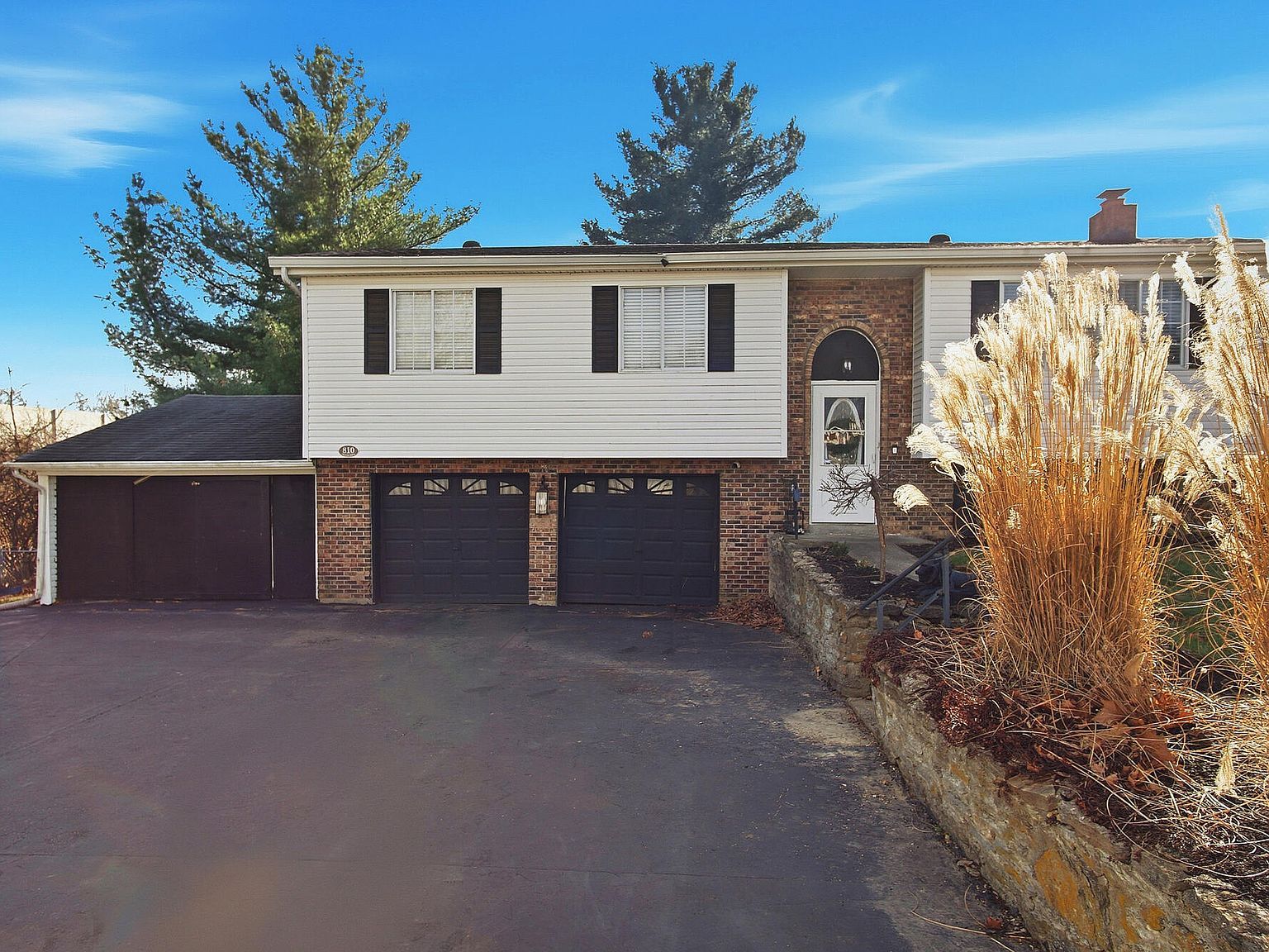 810 Skyline Dr Florence, KY 41042 - Thumbnail 3