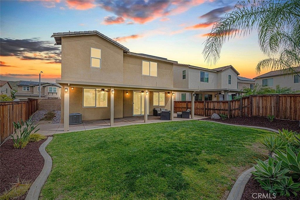 25451 Jack Rabbit Ln Corona, CA 92883 - Thumbnail 3
