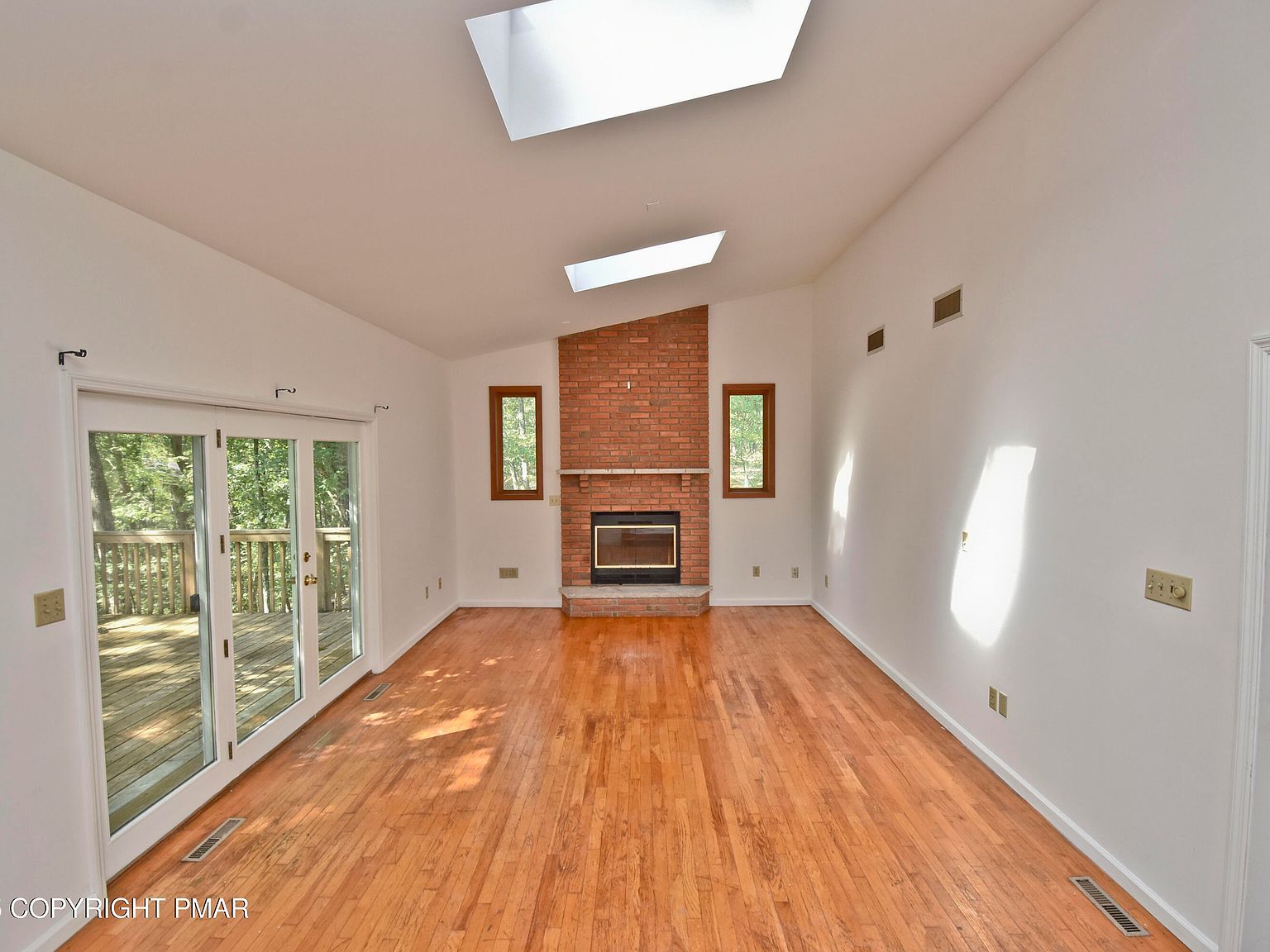 61 Arbutus Ln East Stroudsburg, PA 18302 - Thumbnail 3